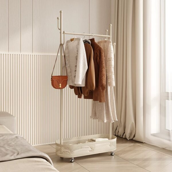 Clothes rack for hanging cloth, with basket