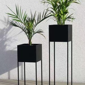 Modern Simplicity Metal Planter Boxes with stand (2 count)