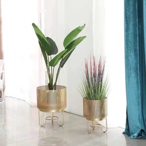Small Round Gold metal indoor outdoor cut-out plant stand ( 2 count ）